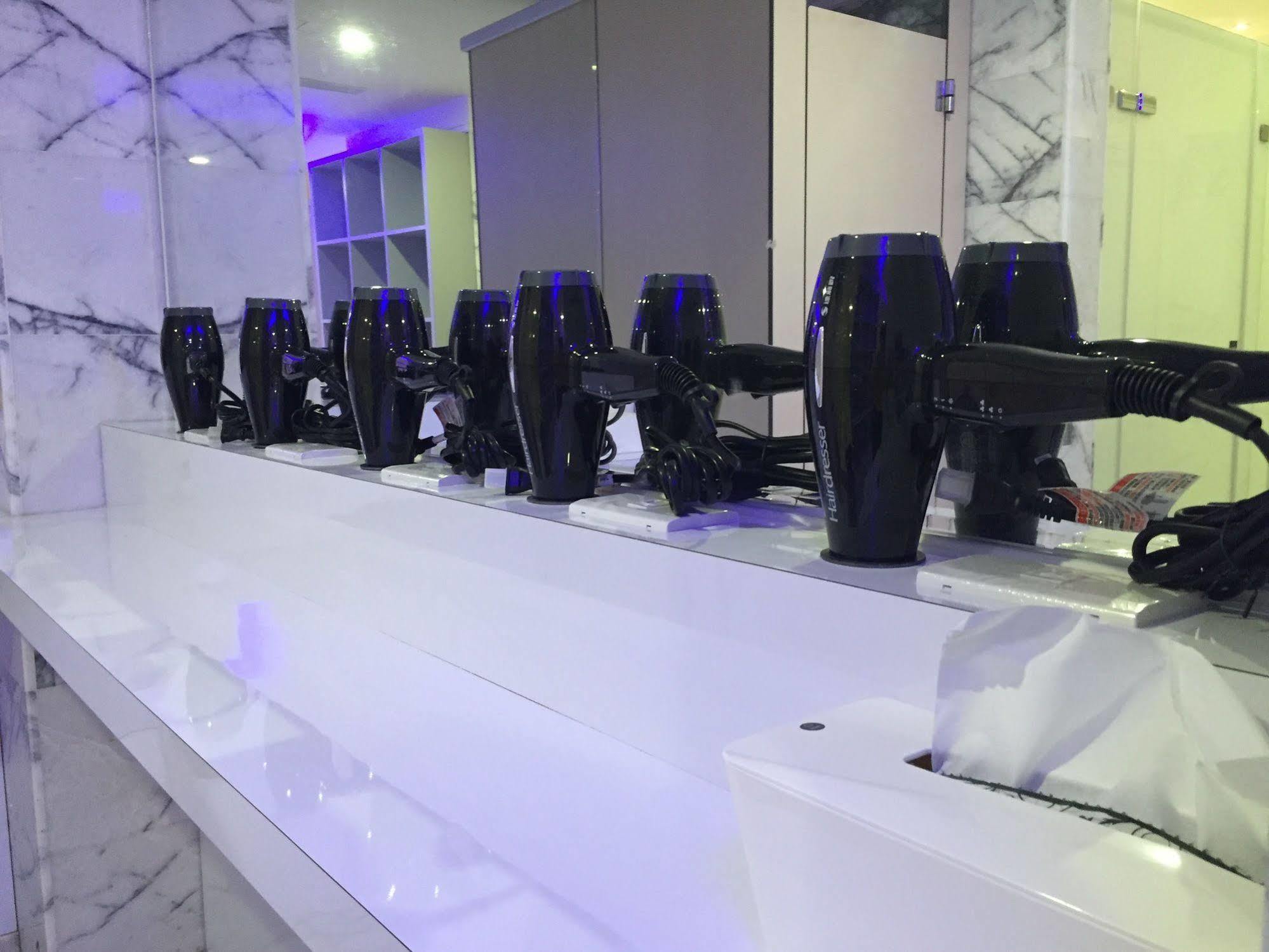 Space Inn Xinyi Taipei Luaran gambar
